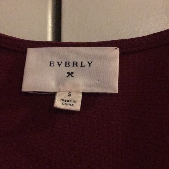 NEW Francesca’s Everly Dress in Burgundy - Picture 3 of 5